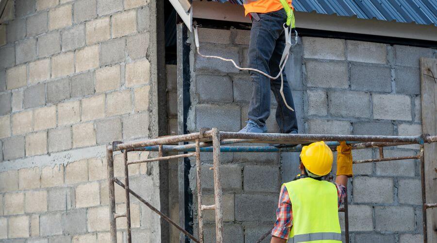 Professional residential roofers in Aurora, IN